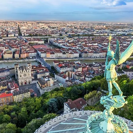 Magnifique A 10 Min Du Centre De Lyon Apartment Villeurbanne